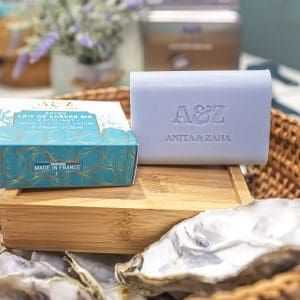 Pain exfoliant naturel au lait de chèvre, création made in France