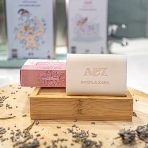 Cosmétique française aux senteurs de rose naturelles- Made In France