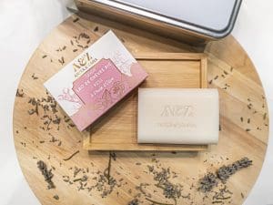 Soin solide au lait de chèvre bio à la rose, Fabriqué en France