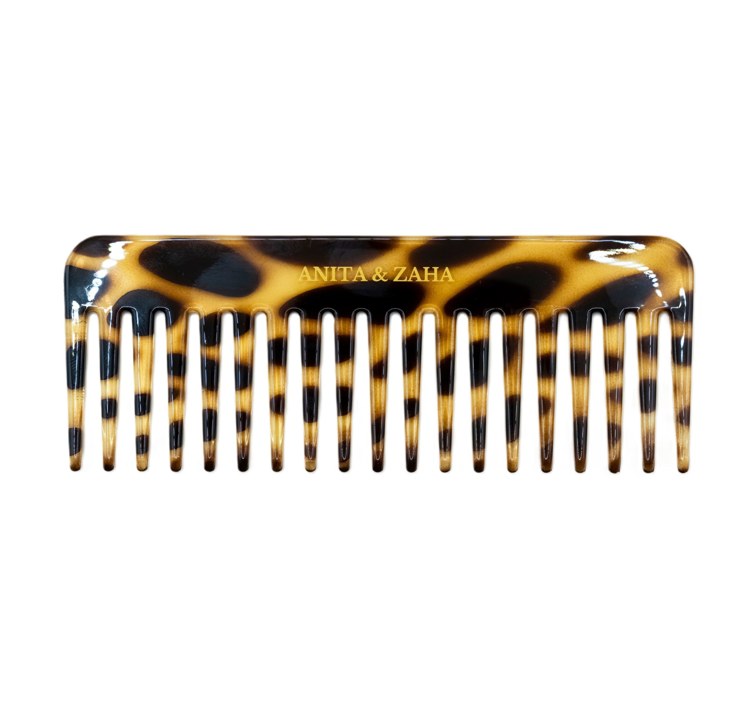 Peigne démêlant en acétate décor Girafe fait main, dents larges et finition brillante, conçu pour glisser dans les cheveux sans les casser.